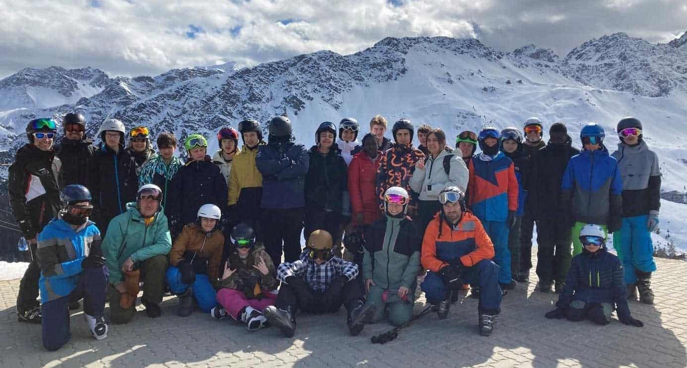 Skilager-Gruppenfoto in Arosa des Angebots Verhalten und Sprache.